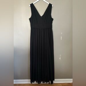 Lulu's Classic Black Maxi Dress